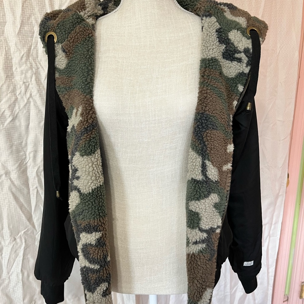 Reversible Bomber jacket - Picture 2 of 5